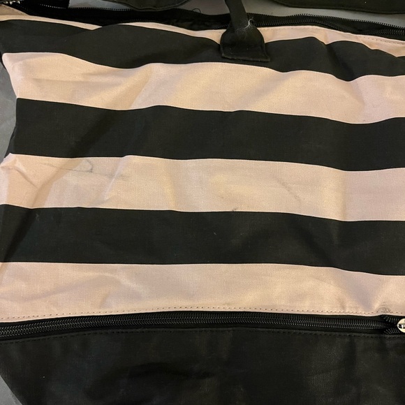 Victoria’s Secret Striped Expandable Tote Bag - Picture 6 of 6